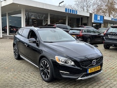 Volvo V60 - 2.5 T5 AWD 5 Cilinder Schuifdak Keyless