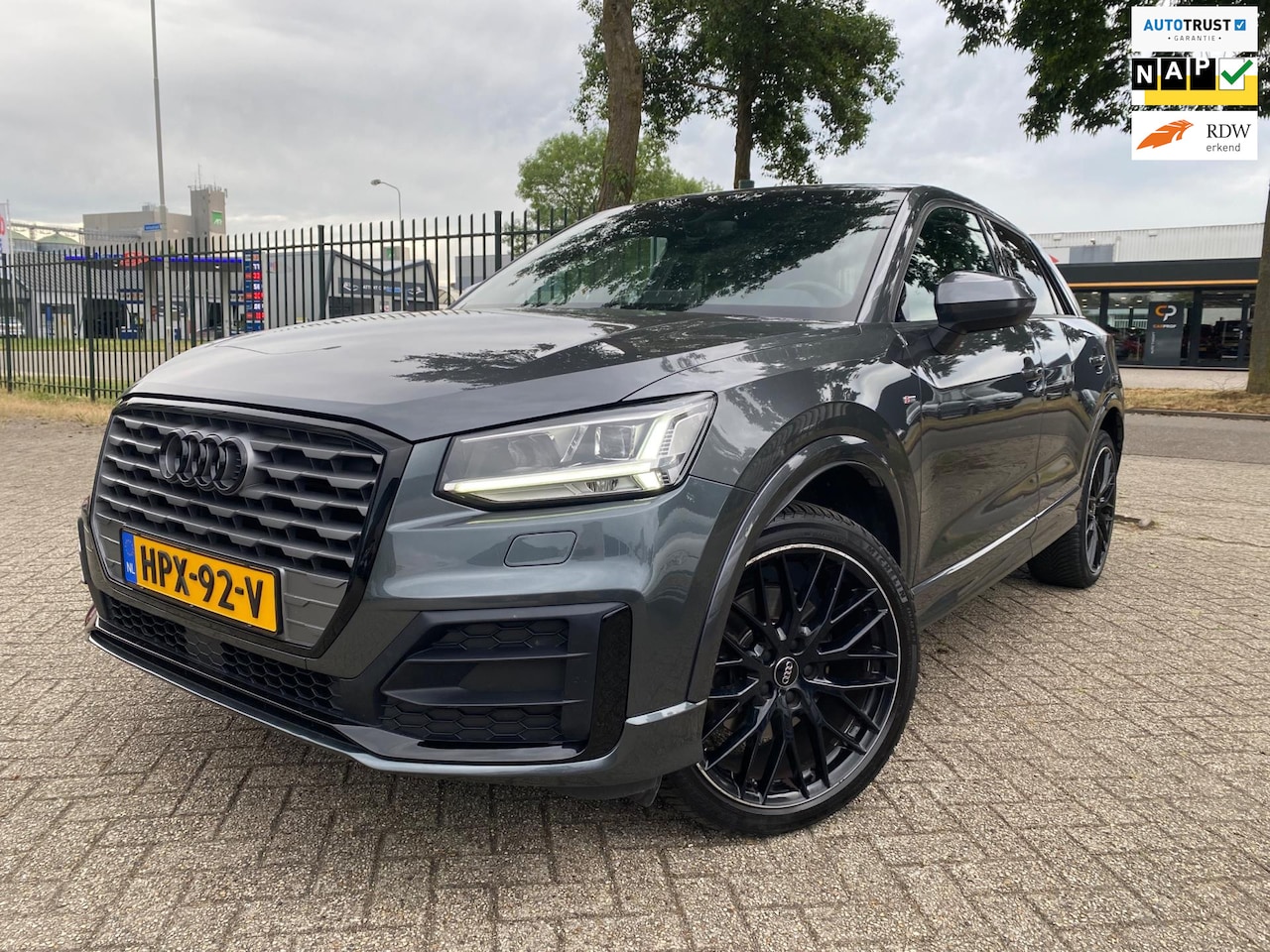 Audi Q2 - 1.4 TFSI limited S-Line Aut Pano Cruise Virtueel - AutoWereld.nl