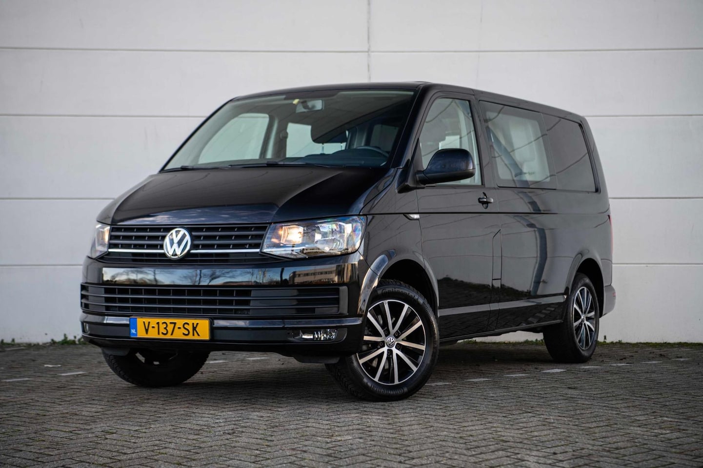 Volkswagen Transporter - 2.0 TDI 140pk L1H1 5-PRS |Airco|Cruise|LMV| - AutoWereld.nl