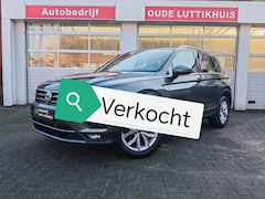 Volkswagen Tiguan - 1.4TSI 150PK DSG Highline 4Motion Full-Led Leder Camera ACC Trekhaak