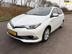 Toyota Auris Touring Sports - 1.8 Hybrid Lease pro Pano Cam Stoel Dealer