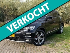 Volkswagen T-Roc - 4-MOTION/PANO/XENON/LEDER/VOLLE AUTO