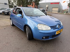 Volkswagen Golf - 2.0 FSI Sportline automaat Heeft een technisch probleem