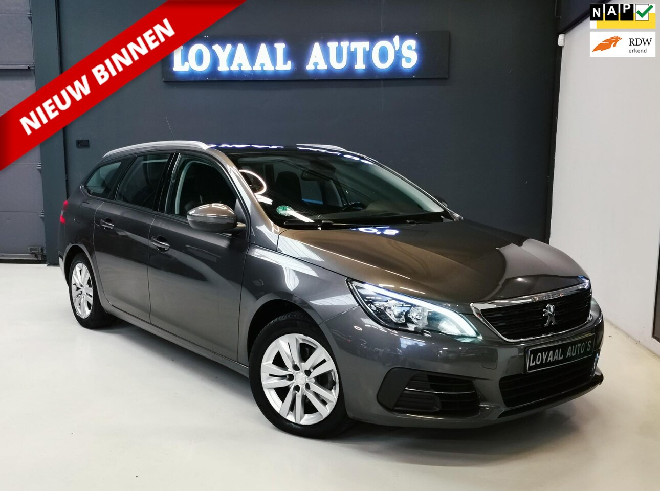 Peugeot 308 SW - 1.2 PureTech Active | GLAZEN-DAK | AIRCO | CRUISE | TREKHAAK | PDC | NAP | APK. - AutoWereld.nl