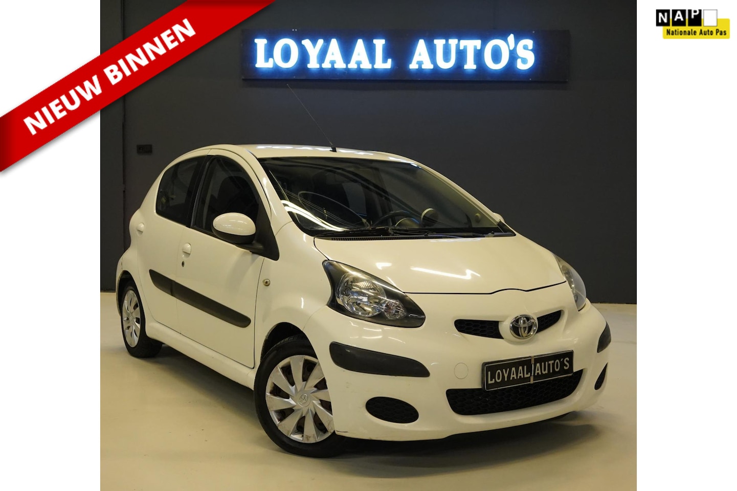 Toyota Aygo - 1.0-12V Comfort | AUT | 1E EIGENAAR | ELEK. RAMEN | APK | NAP. - AutoWereld.nl