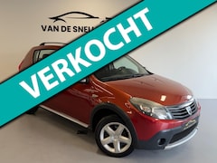 Dacia Sandero Stepway - 1.6 AIRCO/DISTRIBUTIEVERVANGEN/ONDERHOUDGESCHIEDENIS