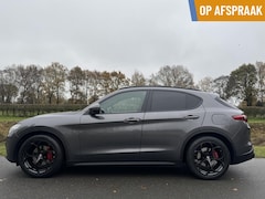 Alfa Romeo Stelvio - 2.0t Q4 Veloce 310pk, pano, 20 inch