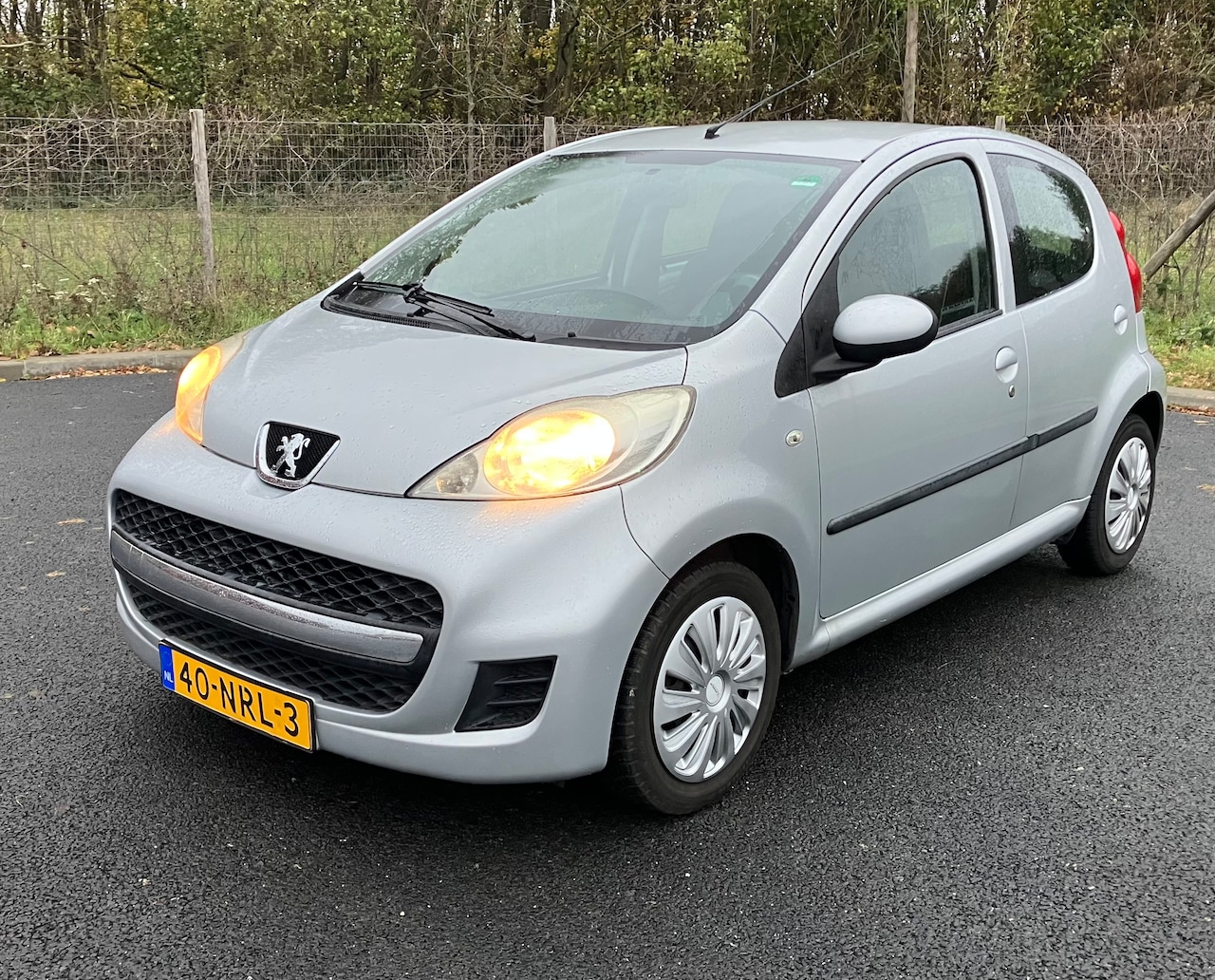 Peugeot 107 - 1.0-12V XS 5D - Automaat! - AutoWereld.nl