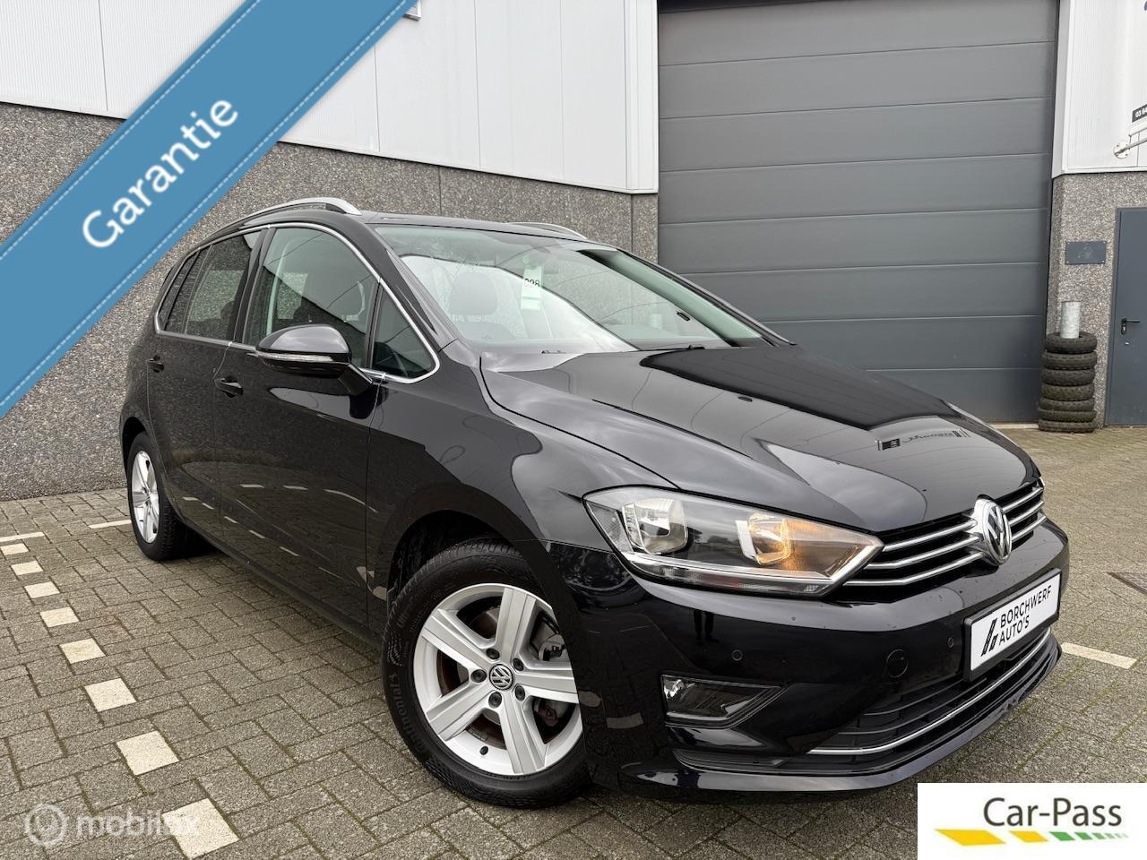 Volkswagen Golf Sportsvan - 1.6 TDI Highline Lage km's - AutoWereld.nl