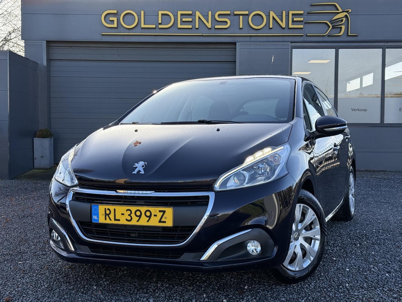 Peugeot 208 - 1.2 PureTech Blue Lion Navi,Airco,Cruise,PDC,Apple Carplay,N.A.P,5 Deurs,APK tot 05-2026 - AutoWereld.nl