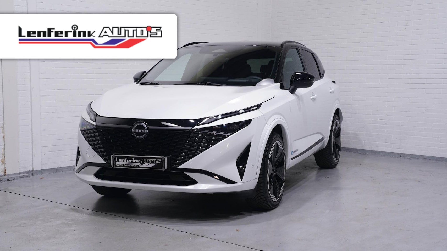 Nissan Qashqai - 1.5 N-Design e-Power 190 pk Zwart Dak Navi, 360 Camera, HUD, 20" LMV - AutoWereld.nl