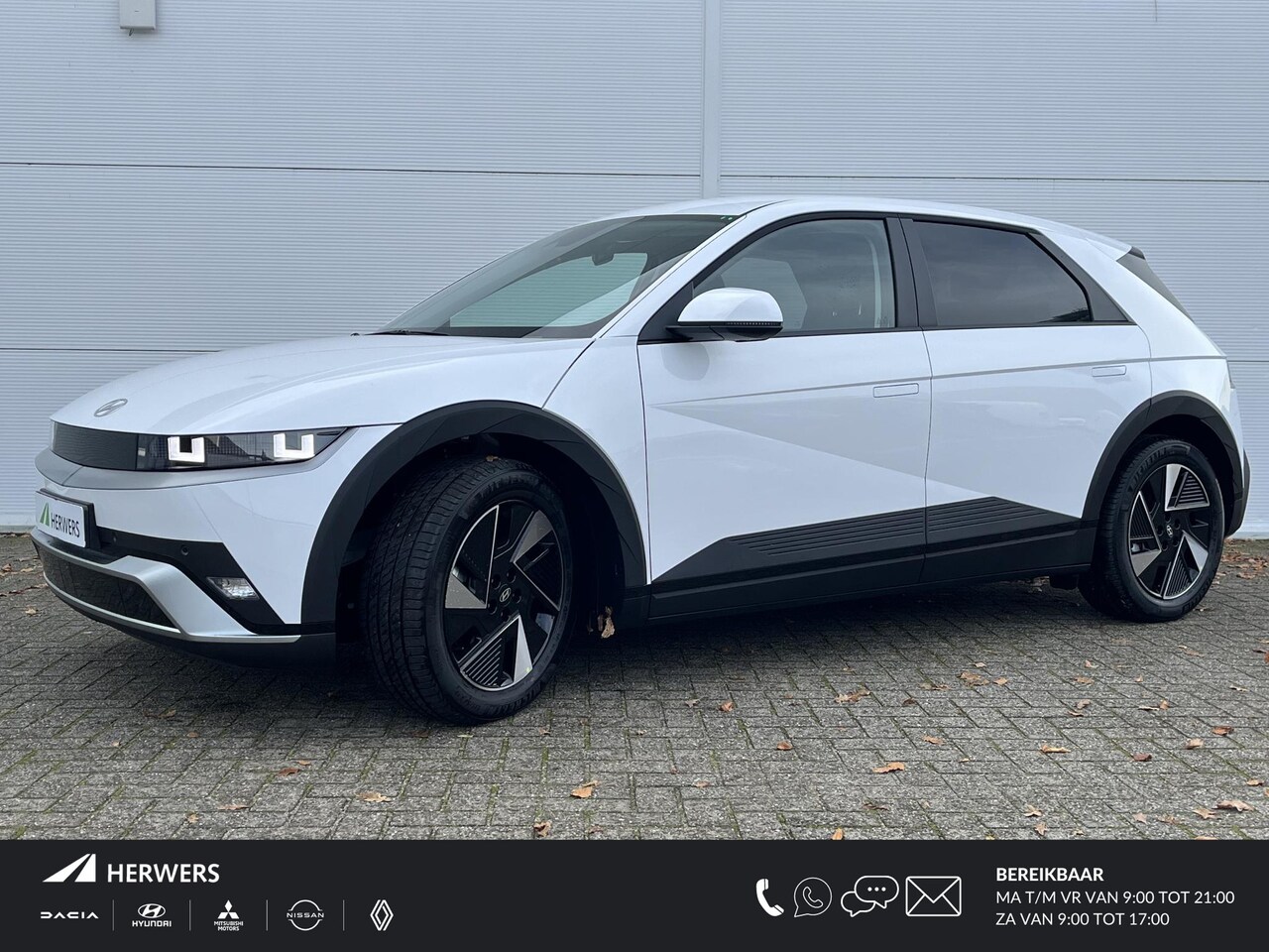 Hyundai IONIQ 5 - Connect Limited 84 kWh / 570 km WLPT / Fiscale waarde € 46595.- / Uit voorraad leverbaar / - AutoWereld.nl