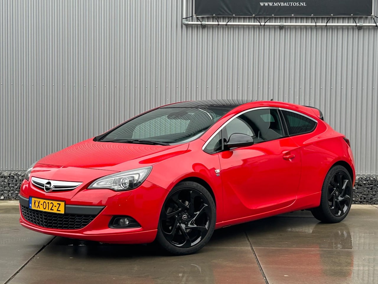 Opel Astra GTC - 1.6 Turbo Sport GTC 170 pk, leder, automaat, 20 inch velgen - AutoWereld.nl