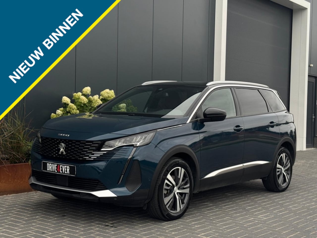 Peugeot 5008 - 1.2 Hyb. 136 Allure 7p GARANTIE ACC ECC 360 CAMERA NAVI PDC - AutoWereld.nl