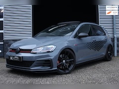 Volkswagen Golf - 2.0 TSI GTI TCR|Akra|ACC|Pano|Keyless|LED