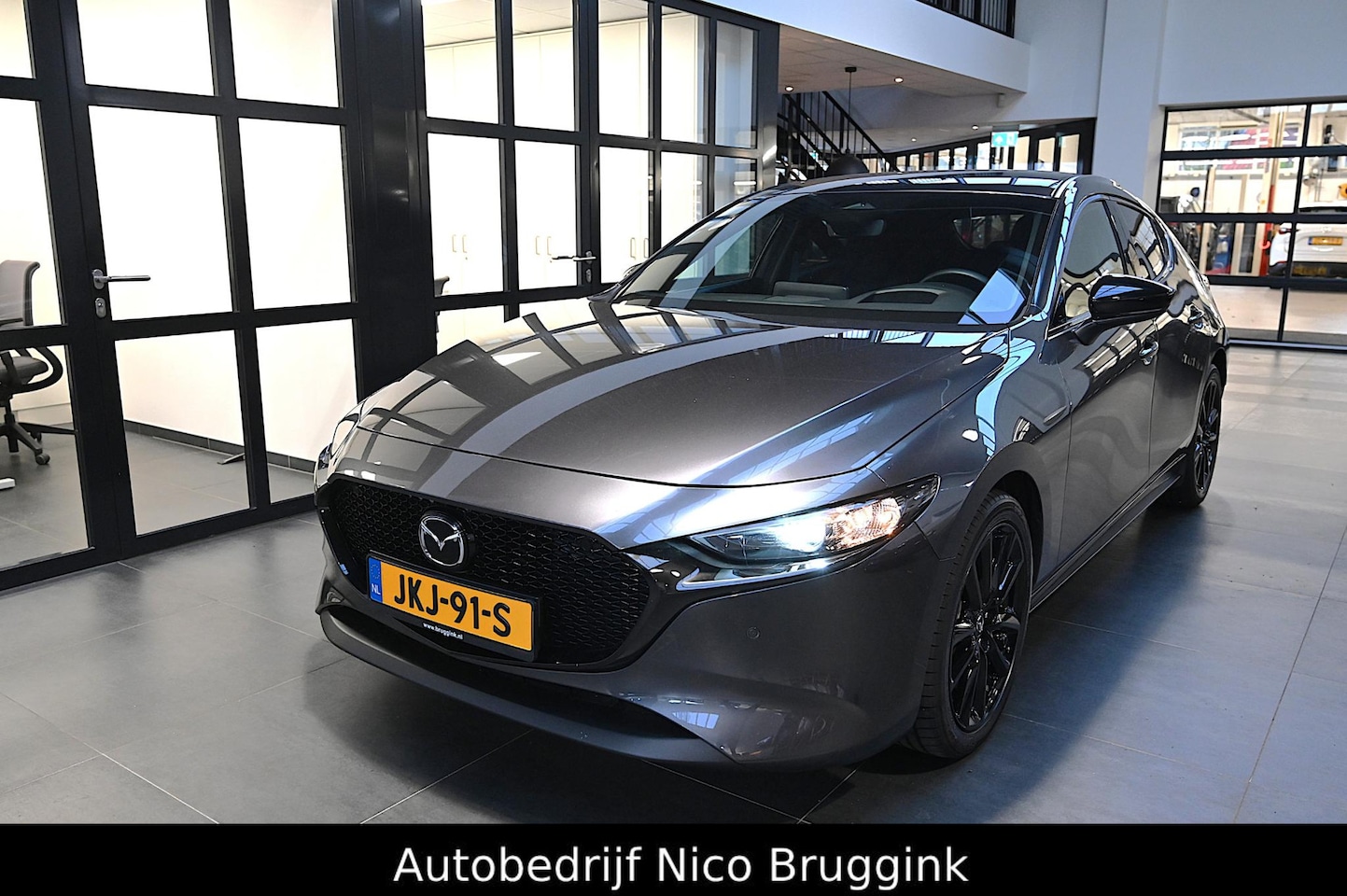 Mazda 3 - e-SkyActiv-G 140 automaat Homura *BTW auto* *Dealeronderhouden* *All-in prijs* - AutoWereld.nl