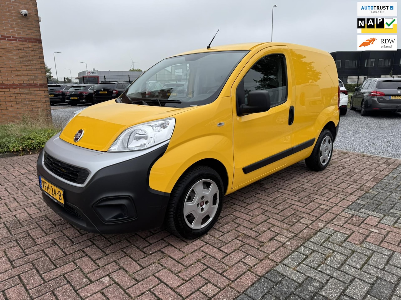 Fiat Fiorino - 1.3 MJ SX 1.3 MJ SX, Euro 6, Navigatie, PDC, Cruise controle, - AutoWereld.nl