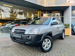 Hyundai Tucson - 2.0i Active Airco*Trekhaak*Apk