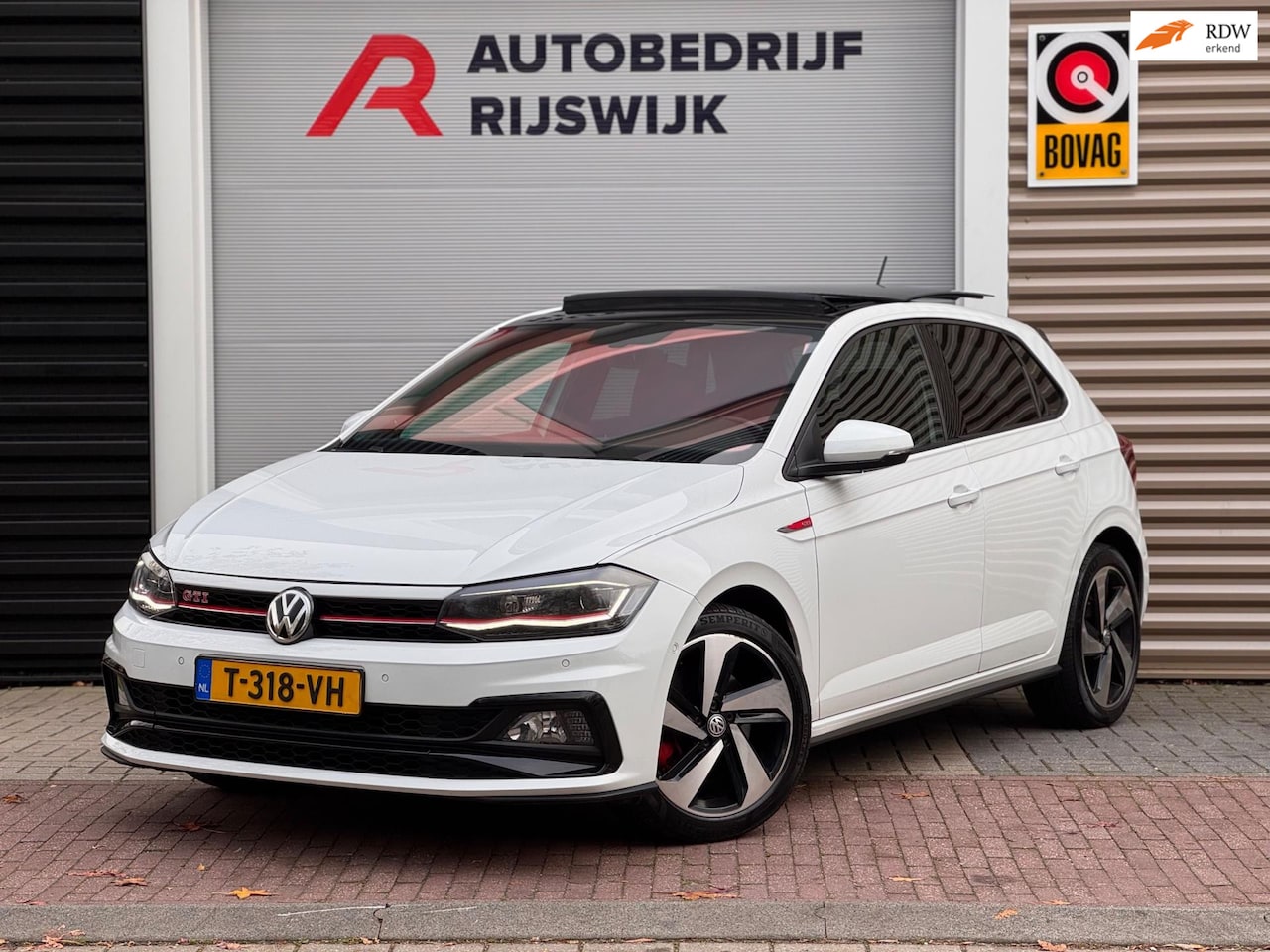 Volkswagen Polo - 2.0 TSI GTI Pano/Xenon/AppleCarPlay - AutoWereld.nl