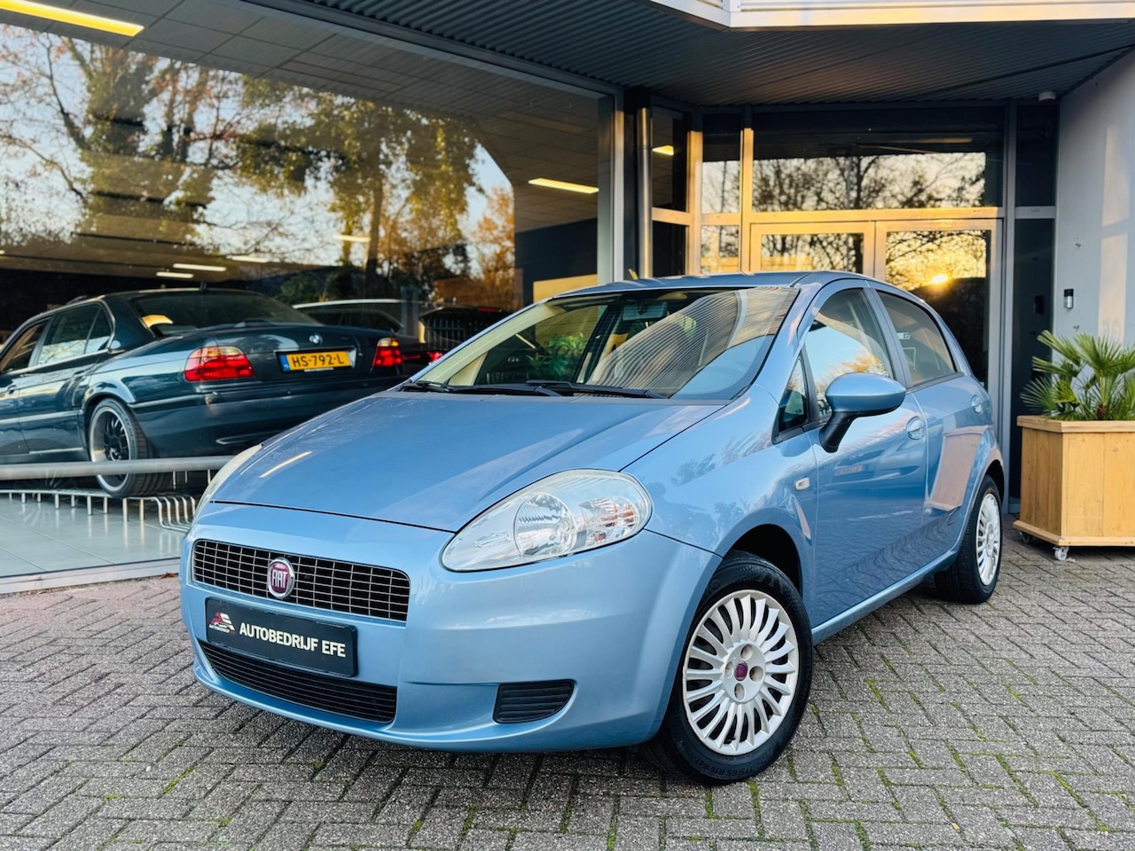 Fiat Grande Punto - 1.4 Active Airco*ElktrRmn*Apk - AutoWereld.nl