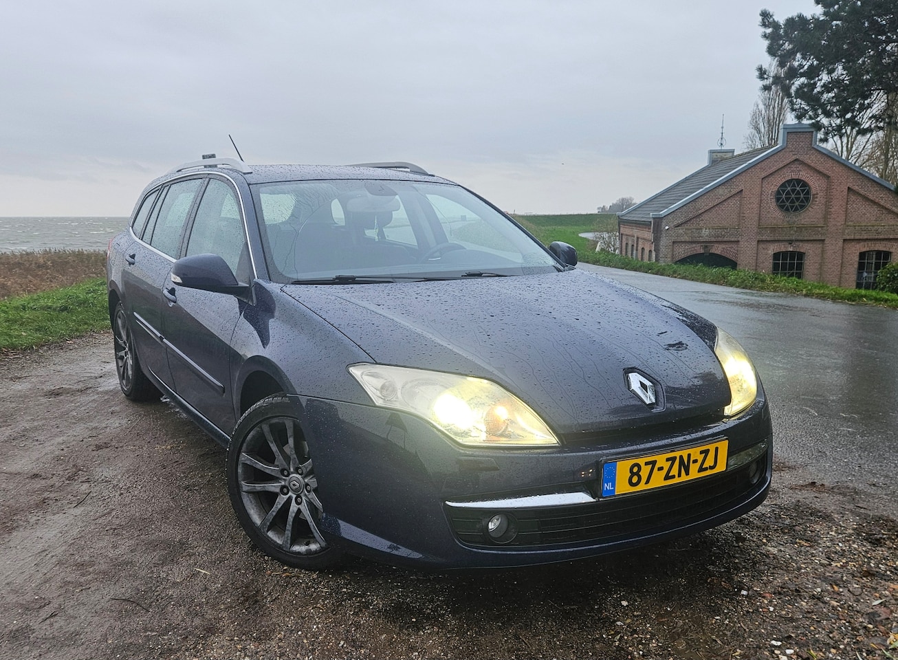 Renault Laguna Estate - 2.0 16V T Dynamque - AutoWereld.nl