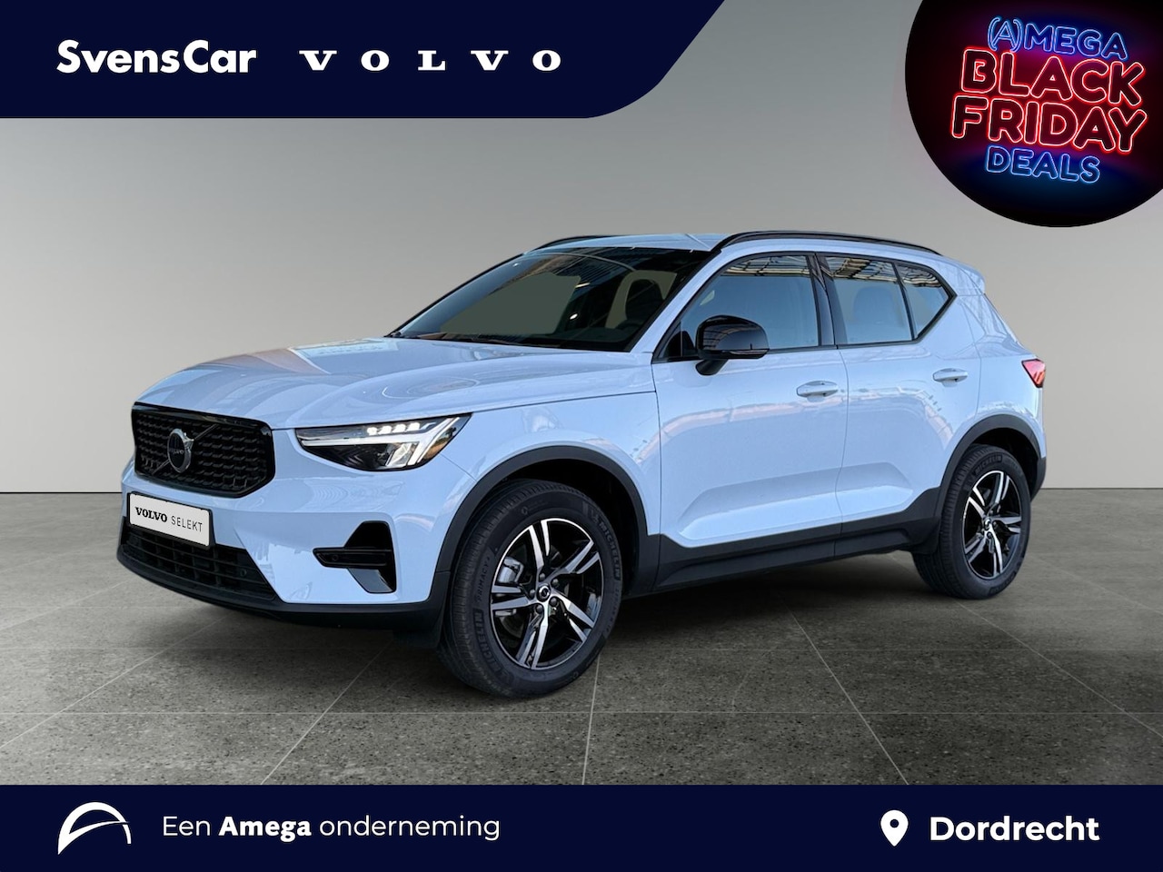 Volvo XC40 - 2.0 B4 Plus Dark | Stoelverwarming | Harman/Kardon Audio | Trekhaak | Verwarmbare voorruit - AutoWereld.nl