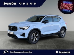 Volvo XC40 - 2.0 B4 Plus Dark | Stoelverwarming | Harman/Kardon Audio | Trekhaak | Verwarmbare voorruit