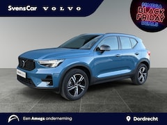 Volvo XC40 - 2.0 B4 Plus Dark | Trekhaak | Stoelverwarming | Keyless Entry | Elektrische kofferklep |