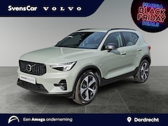 Volvo XC40 - 2.0 B4 Plus Dark | Trekhaak | Verwarmbare voorruit | Keyless Entry | Stoelverwarming |
