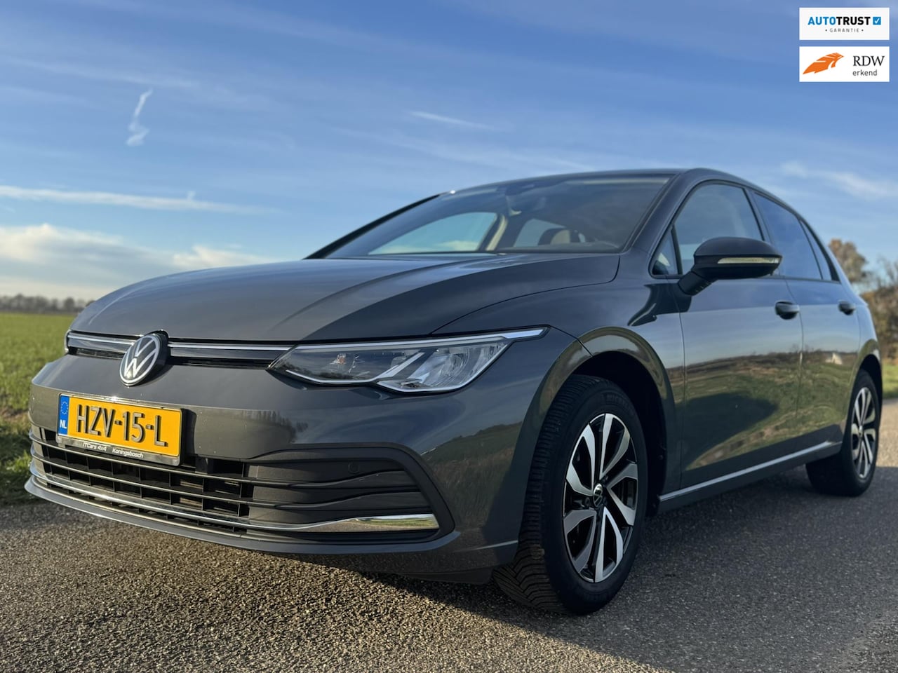 Volkswagen Golf - 1.0 TSI Life Business | 1e eig.| dealerauto - AutoWereld.nl