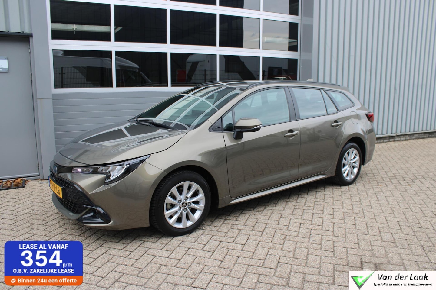 Toyota Corolla Touring Sports - Hybrid 140 Active 1e Eig | NL Auto | Boekjes. - AutoWereld.nl