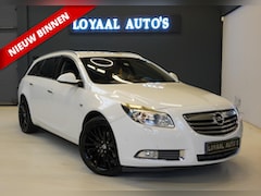 Opel Insignia Sports Tourer - 2.0 T Sport 4x4 | AUT | NAVI | XENON | LEER | TREKHAAK | APK