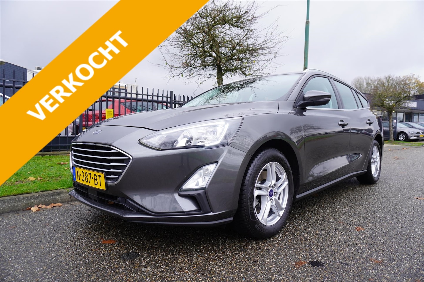 Ford Focus Wagon - 1.0 EcoBoost 100pk Trend Edition Business Trekhaak Navigatie - AutoWereld.nl