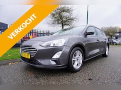 Ford Focus Wagon - 1.0 EcoBoost 100pk Trend Edition Business Trekhaak Navigatie