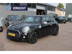 MINI Cooper - 1.5 Business, navigatie