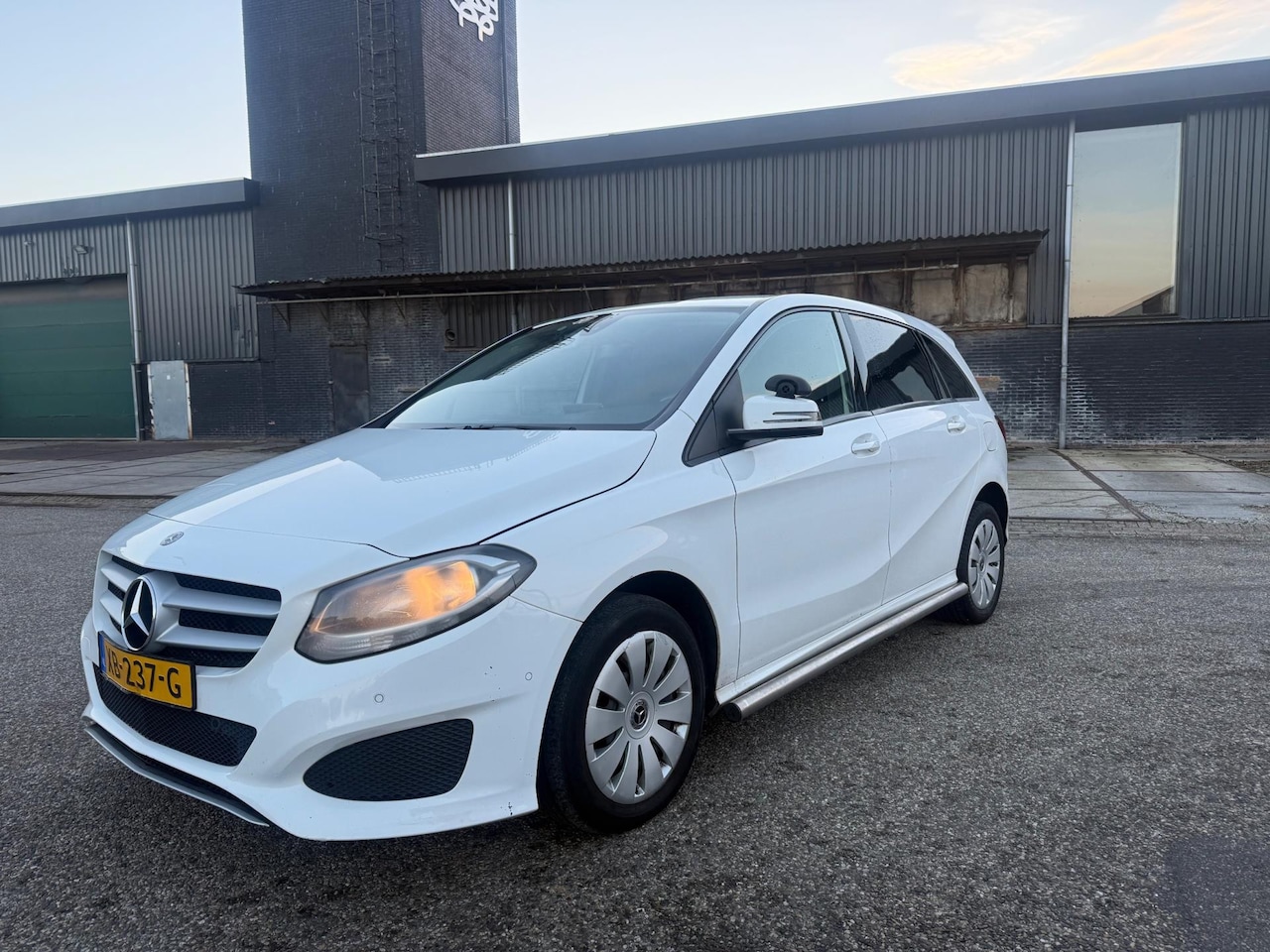 Mercedes-Benz B-klasse - 220 d Ambition 220 d Ambition - AutoWereld.nl