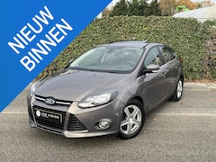 Ford Focus - 1.0 EcoBoost Titanium * Dakje * Cruise * Nieuwe Distributie * Garantie