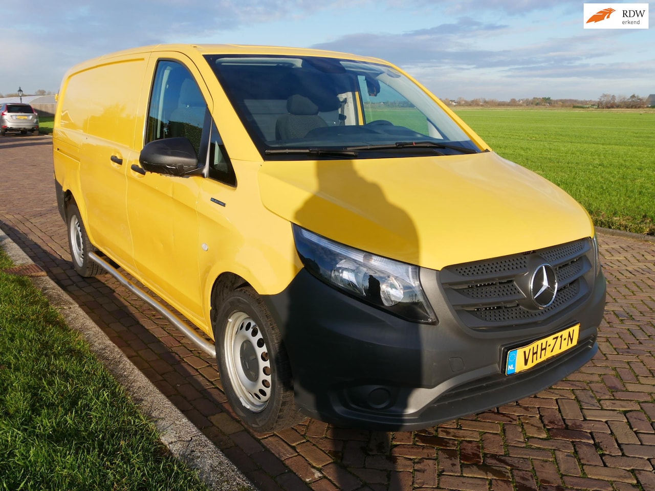 Mercedes-Benz eVito - EVito Lang 41 kWh AC CAMERA ** 7999 EX BTW ** - AutoWereld.nl