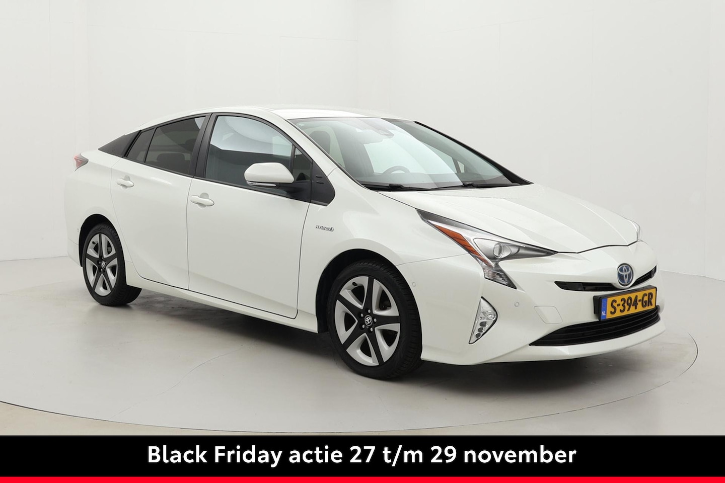 Toyota Prius - 1.8 Hybrid Executive | Trekhaak | Dodehoek detectie | Navigatie | Stoelverwarming | JBL | - AutoWereld.nl