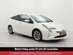 Toyota Prius - 1.8 Hybrid Executive | Trekhaak | Dodehoek detectie | Navigatie | Stoelverwarming | JBL |