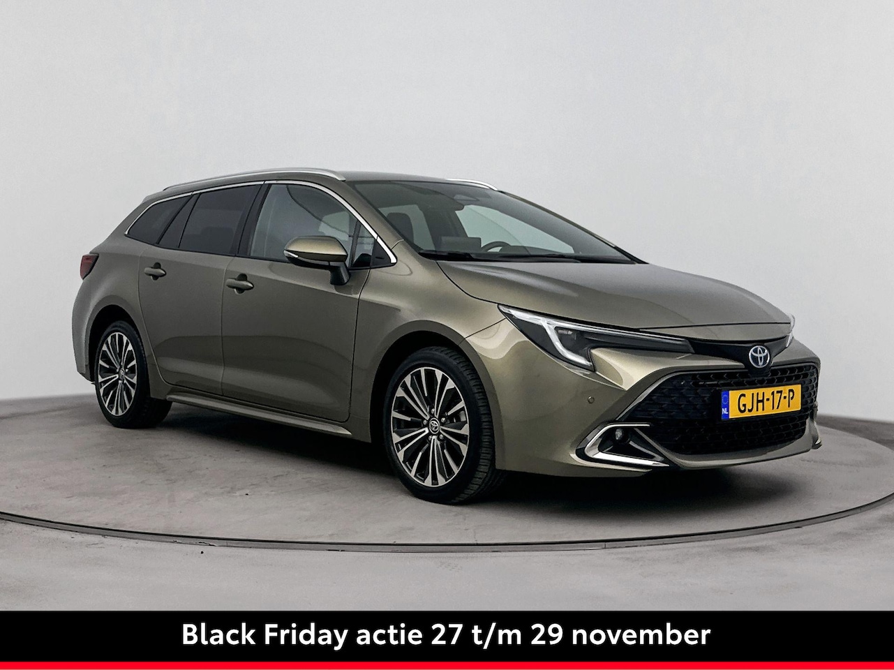 Toyota Corolla Touring Sports - Hybrid 140 Dynamic | Parkeersensoren | Stoelverwarming | Navigatie | Apple Carplay / Andro - AutoWereld.nl