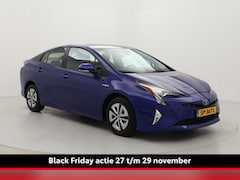 Toyota Prius - 1.8 Hybrid Executive | Navigatie | Dodehoek detectie | Head-up display | JBL | Stoelverwar