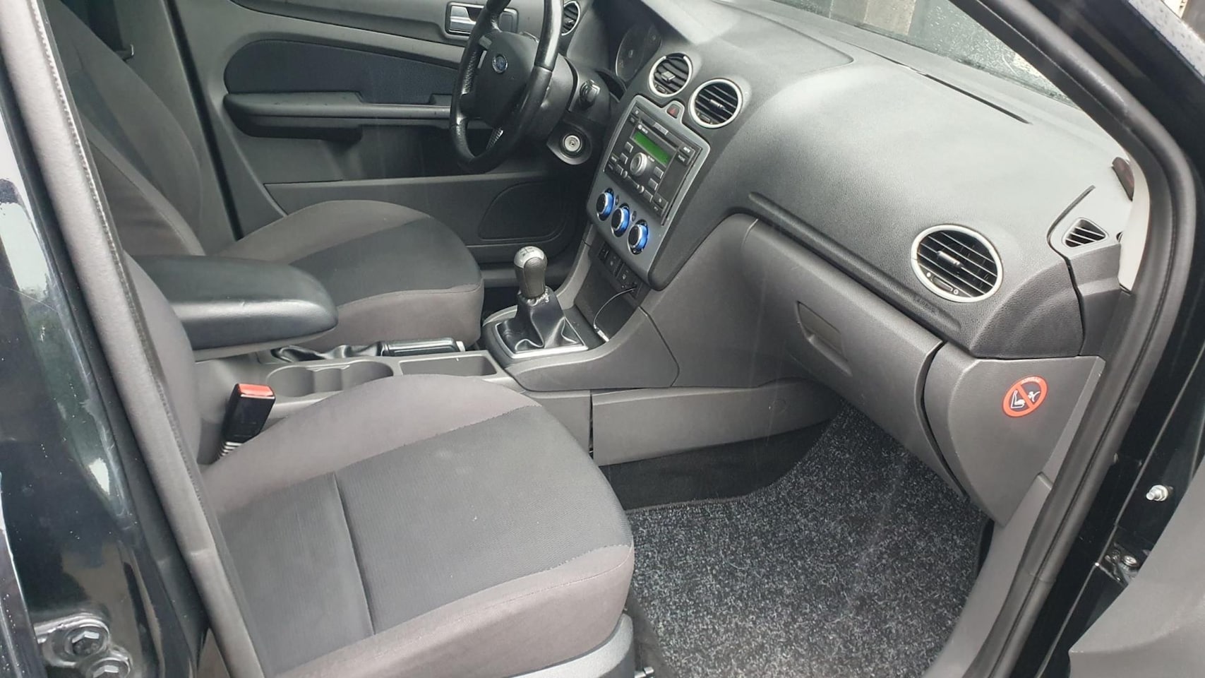 Ford Focus - 1.6-16V First Edition *LEES TEKST*