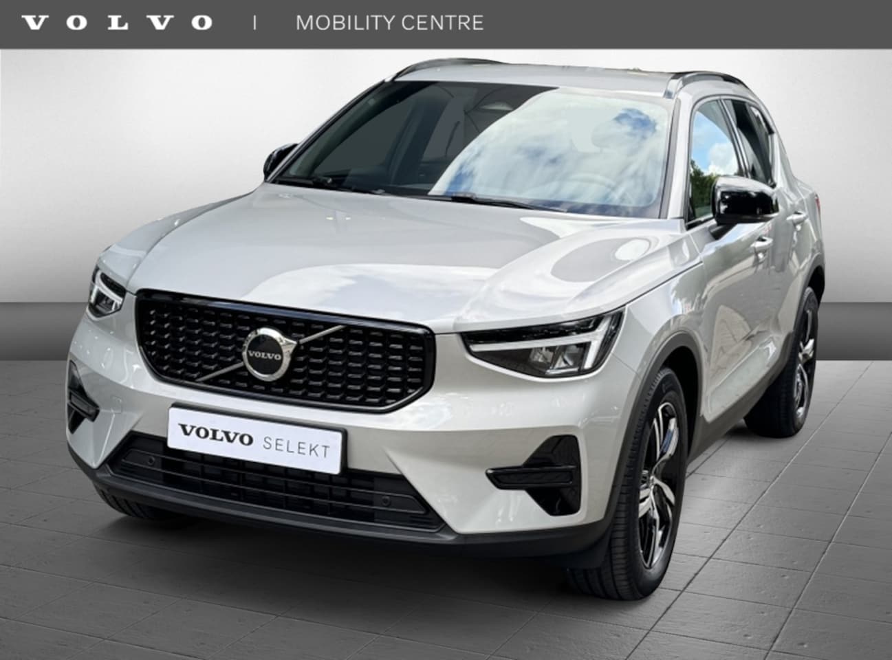 Volvo XC40 - B4 Plus Dark | H&K Audio | Stuur- & Stoelvermaring - AutoWereld.nl