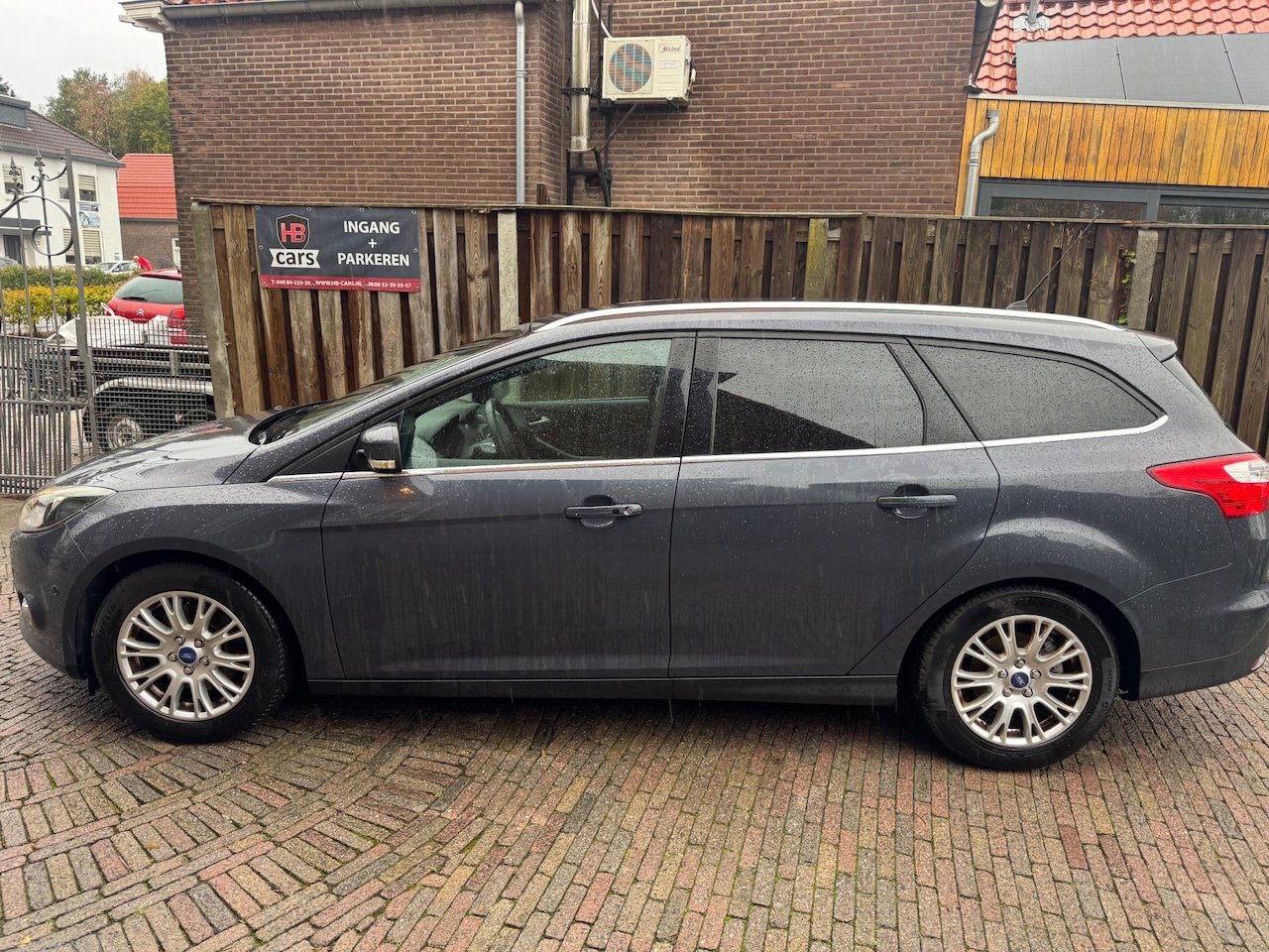 Ford Focus Wagon - 1.6 EcoBoost Titanium 1.6 EcoBoost Titanium - AutoWereld.nl