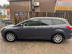 Ford Focus Wagon - 1.6 EcoBoost Titanium dealer onderhouden