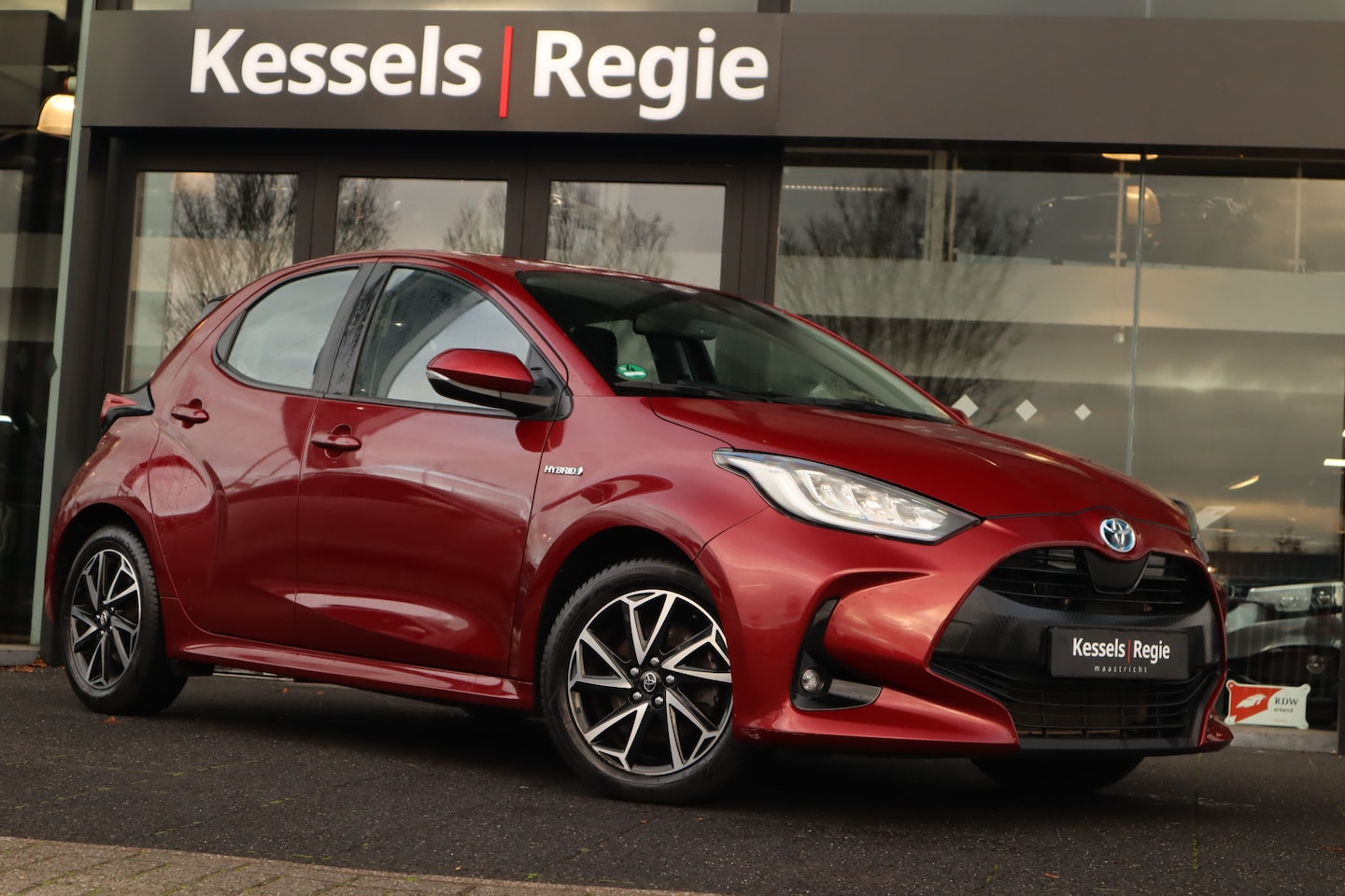 Toyota Yaris - 1.5 Hybrid Dynamic CarPlay Camera ACC - AutoWereld.nl