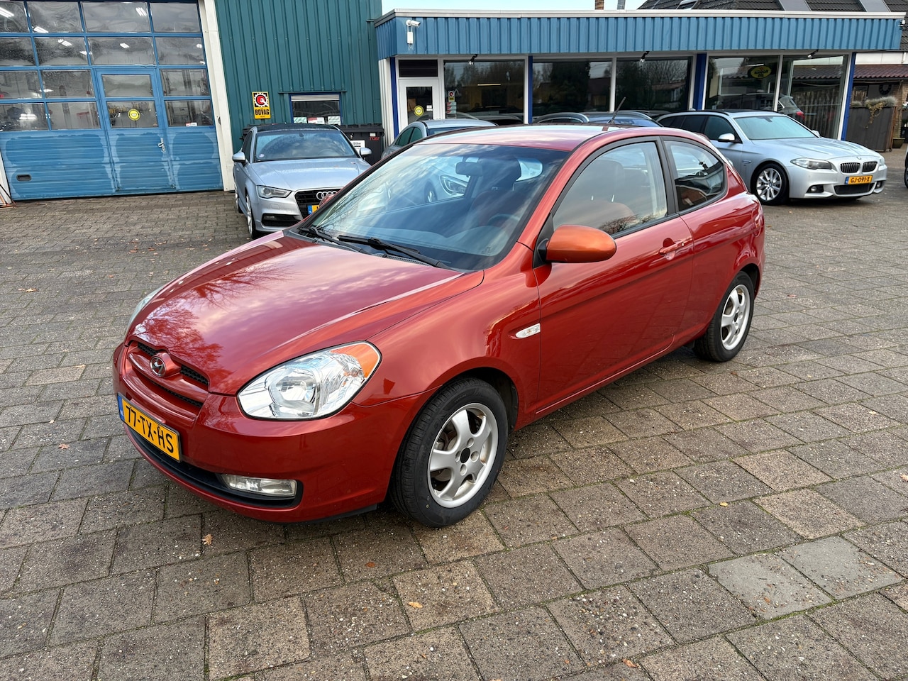 Hyundai Accent - 1.4i Dynamic First Edition 1.4i Dynamic First Edition - AutoWereld.nl