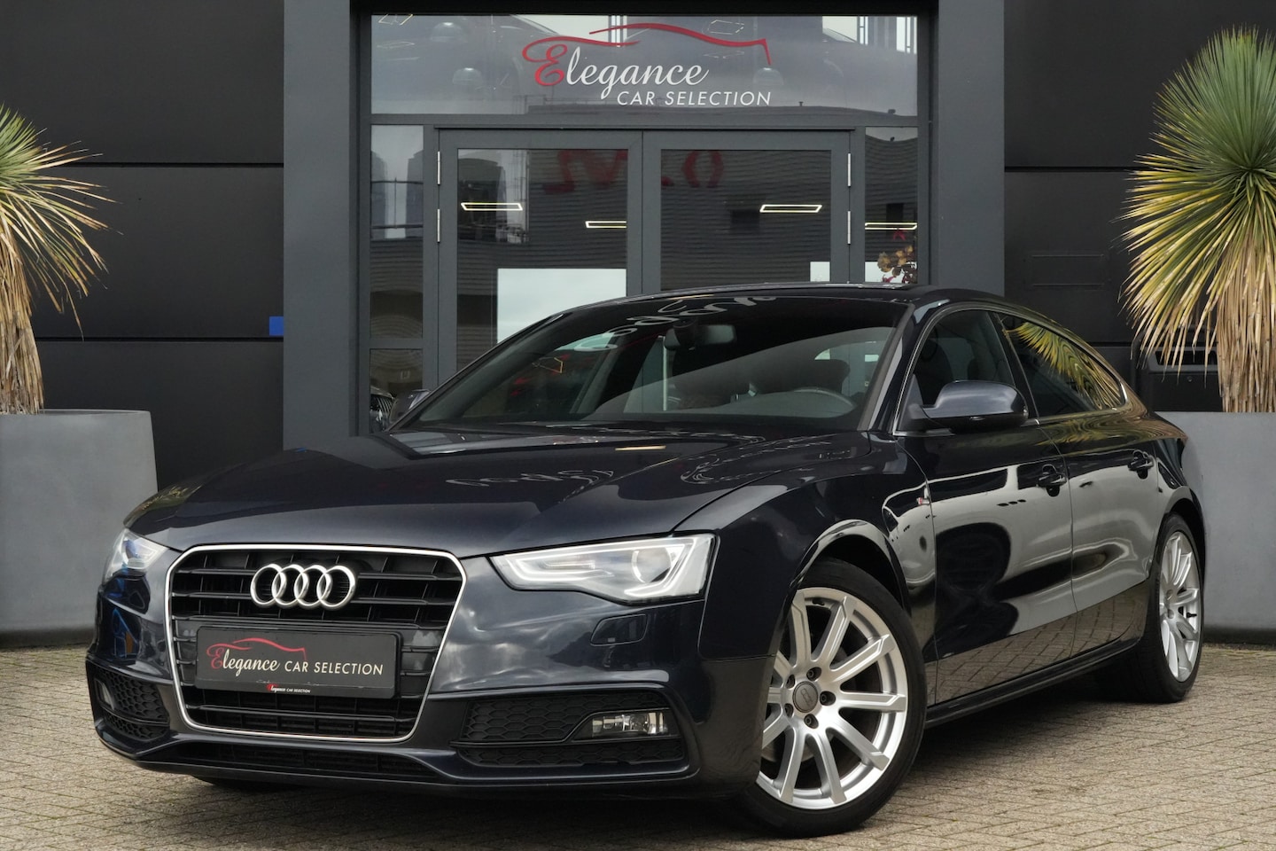 Audi A5 Sportback - 1.8 TFSI S Edition 170pk Navigatie/Bang&Olufsen/Trekhaak - AutoWereld.nl