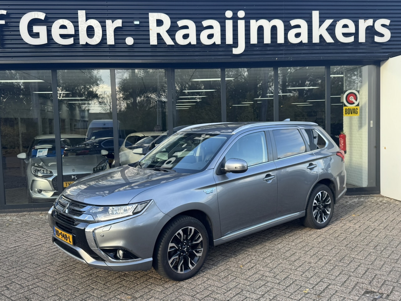 Mitsubishi Outlander - 2.0 PHEV Executive Edition*EXPORTPRIJS*Navi* - AutoWereld.nl